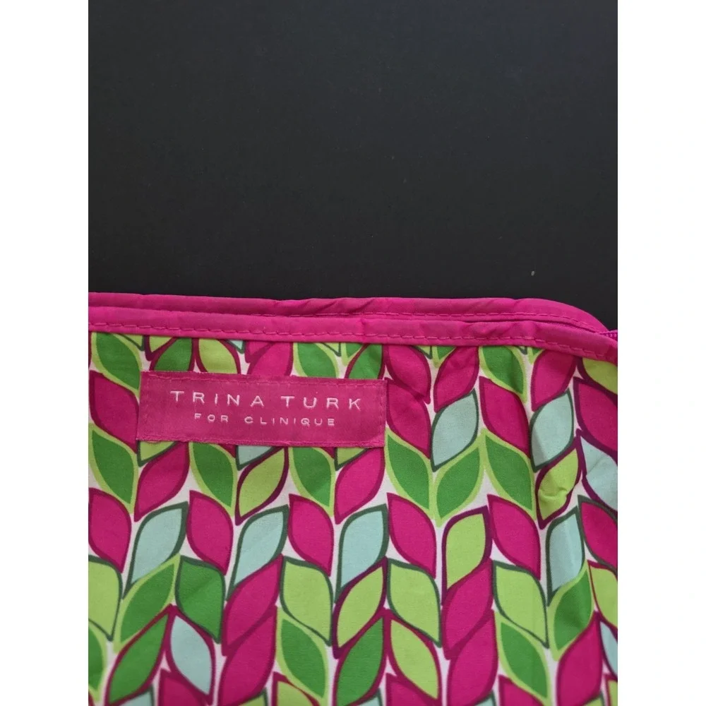 Y2K  Trina Turk for Clinique makeup cosmetic bag Pink Blue Green Leaf Design Zip